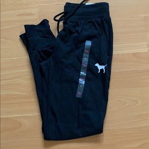 Women’s joggers